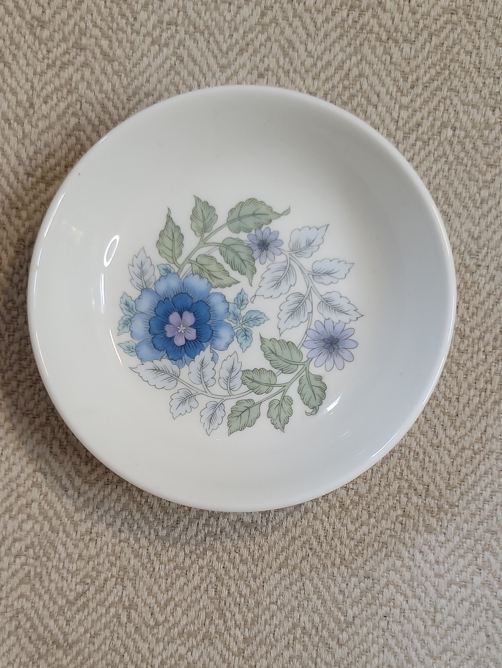 Vintage Wedgwood Clementine Fine Bone China Round Trinket Dish